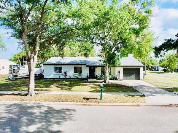 4400 MCKIBBEN DRIVE , NORTH PORT, FL 34287