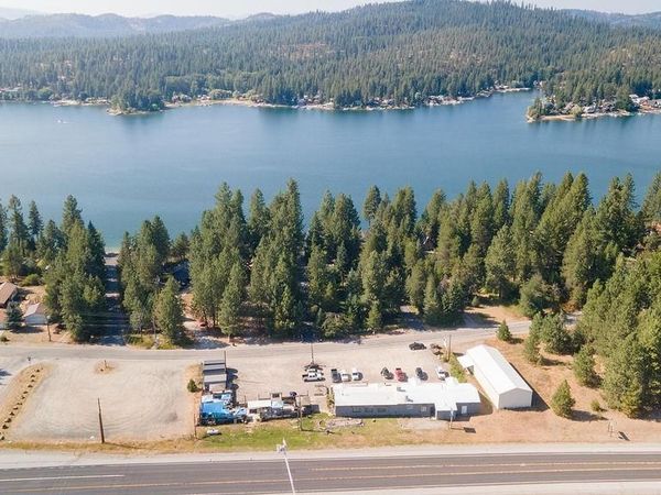 802 Southshore Diamond Lake Rd, Newport, WA 99156