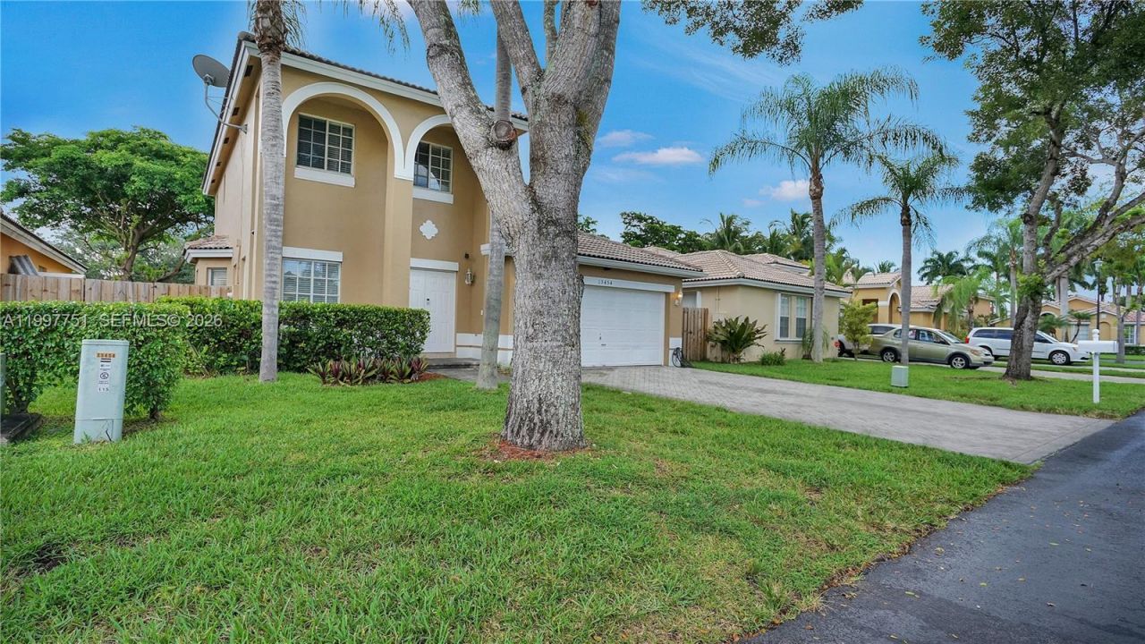 15454 SW 143rd Ter, Miami, FL 33196 Photo