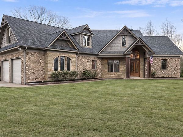 9490 HWY 196 HWY, Collierville, TN 38017