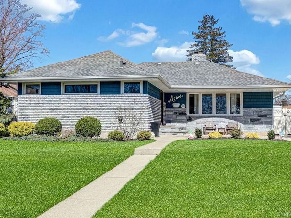 545 Mohawk E, West Hempstead, NY 11552