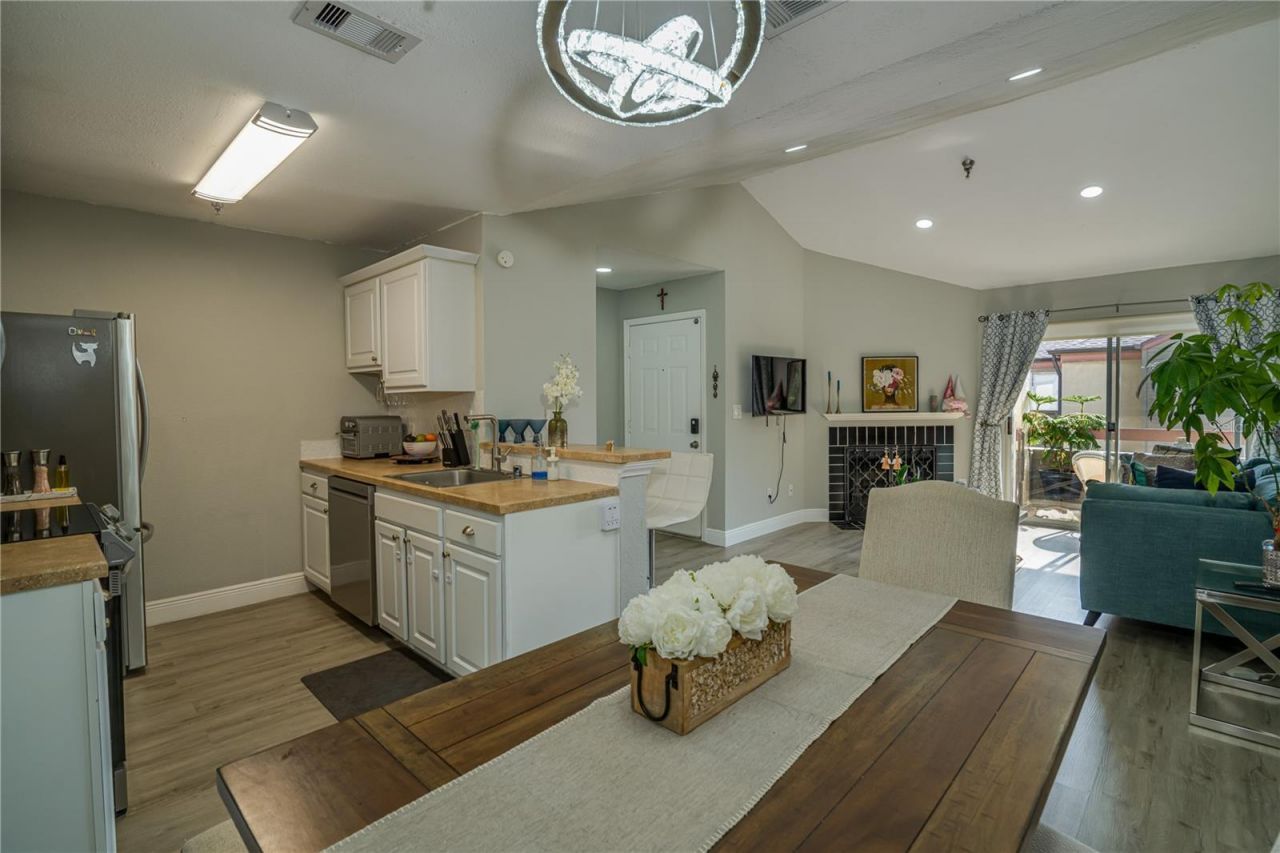 10263 Gandy Boulevard N, Unit 2106, Saint Petersburg, FL 33702 Photo