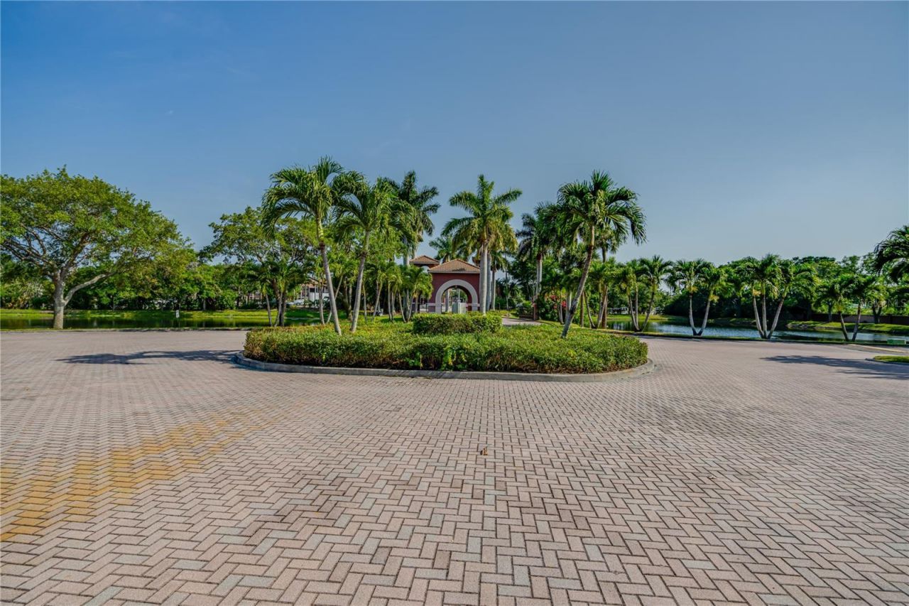 10263 Gandy Boulevard N, Unit 2106, Saint Petersburg, FL 33702 Photo