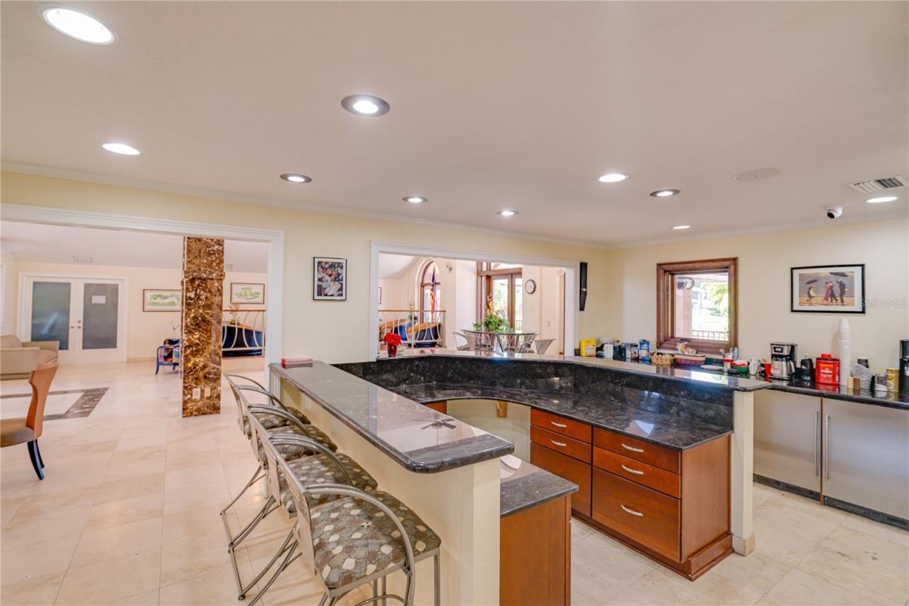 10263 Gandy Boulevard N, Unit 2106, Saint Petersburg, FL 33702 Photo
