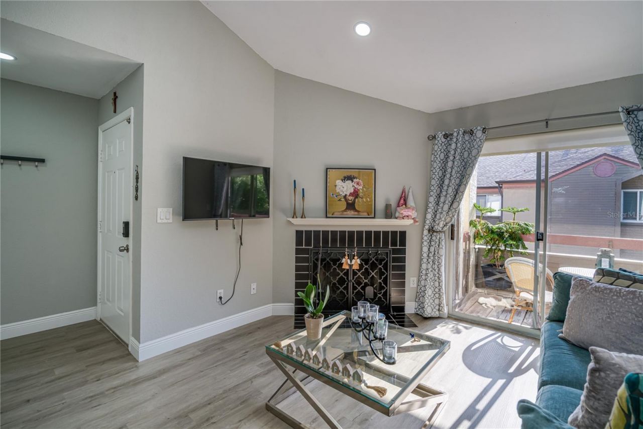10263 Gandy Boulevard N, Unit 2106, Saint Petersburg, FL 33702 Photo