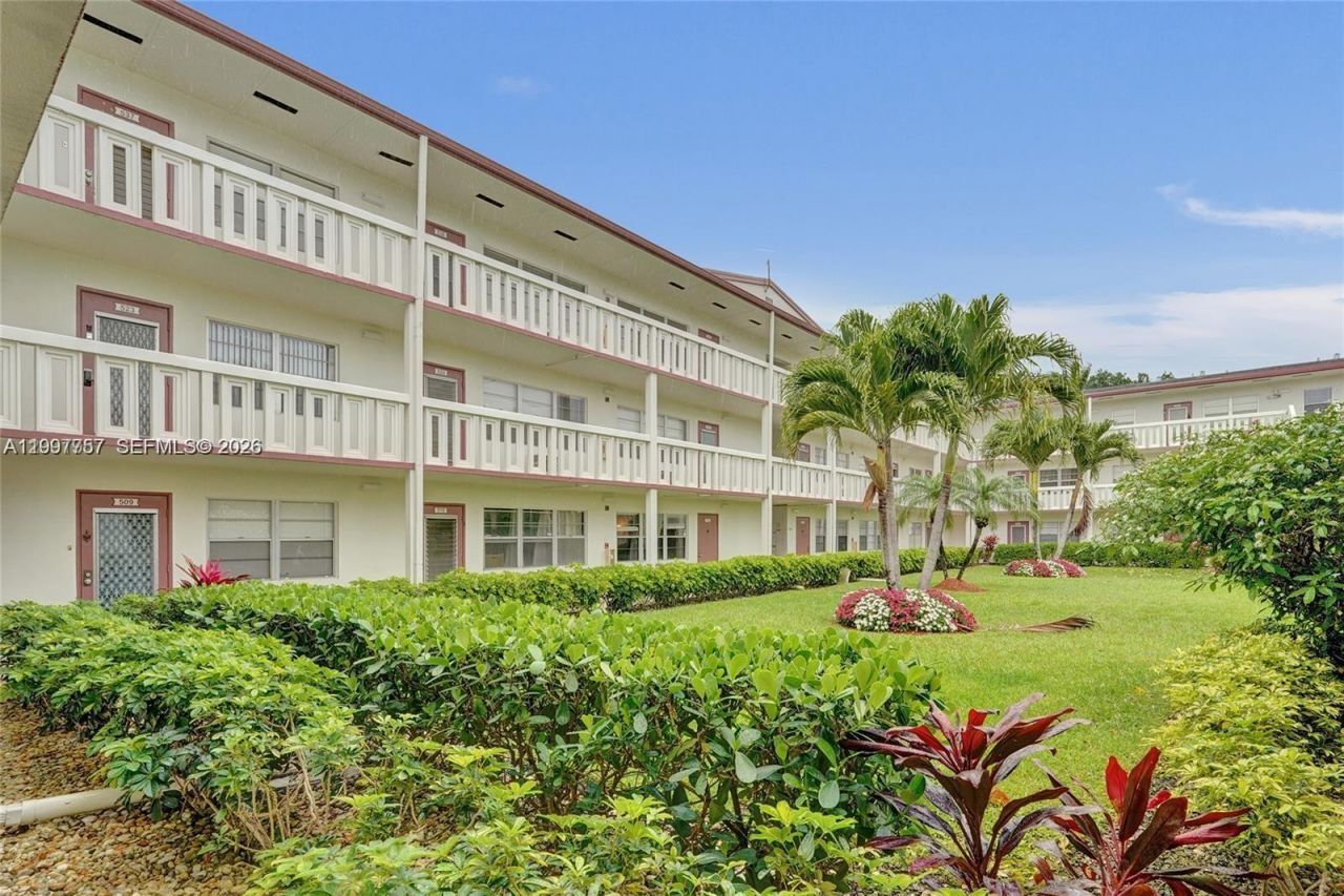 536 Fanshaw M, Unit 536, Boca Raton, FL 33434 Photo