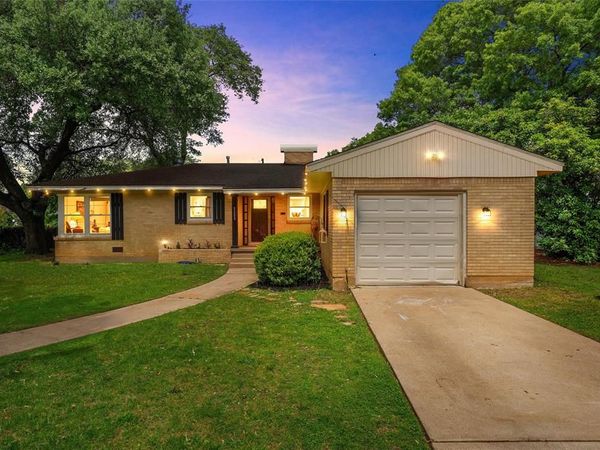 3223 Live Oak Avenue, Waco, TX 76708