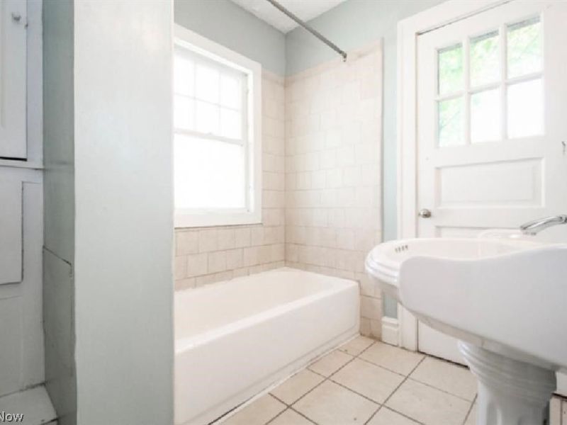 971 Rushleigh Road, Cleveland Heights, OH 44121 Photo 11