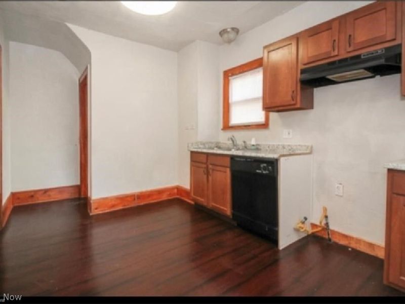 971 Rushleigh Road, Cleveland Heights, OH 44121 Photo 8
