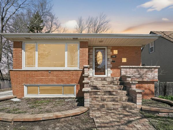 2956 W 99th Place , Evergreen Park, IL 60805