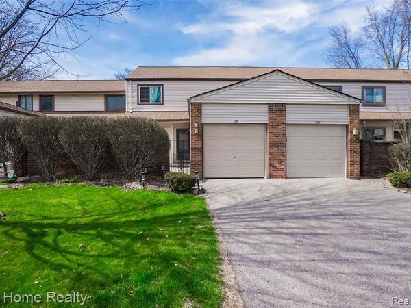 1110 Willow Grove Court, Rochester Hills, MI 48307