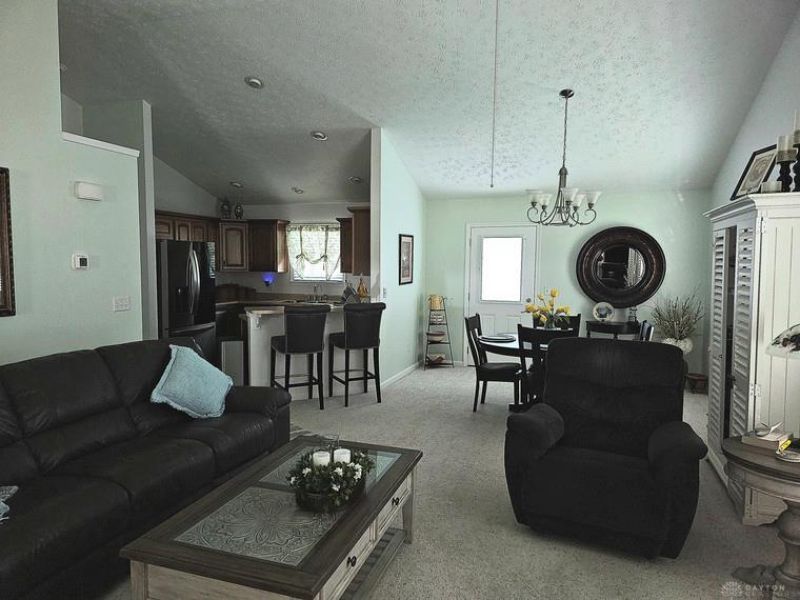 509 Golden Crossing, Unit 509, Eaton, OH 45320 Photo 6