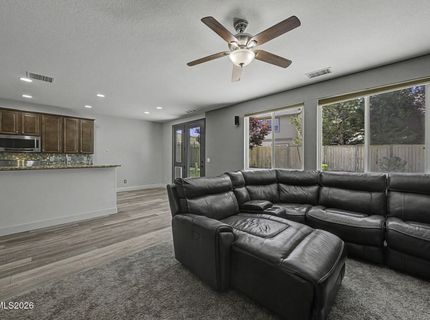 10891 Pebble Hill Drive, Reno, NV 89521 Photo