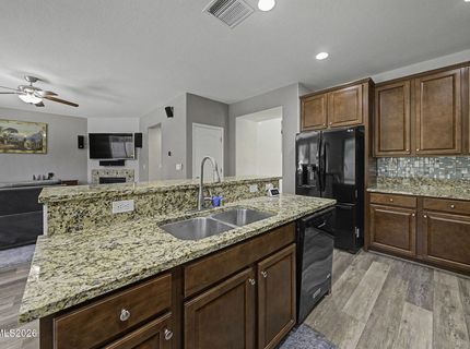 10891 Pebble Hill Drive, Reno, NV 89521 Photo