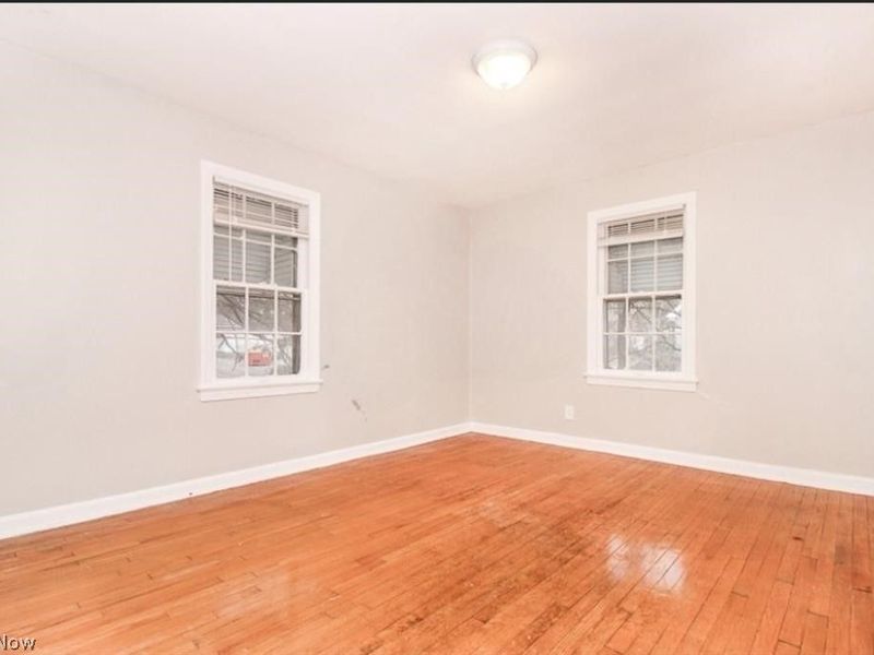 3801 Woodridge Road, Cleveland, OH 44121 Photo 5