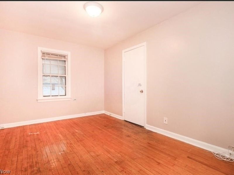 3801 Woodridge Road, Cleveland, OH 44121 Photo 7