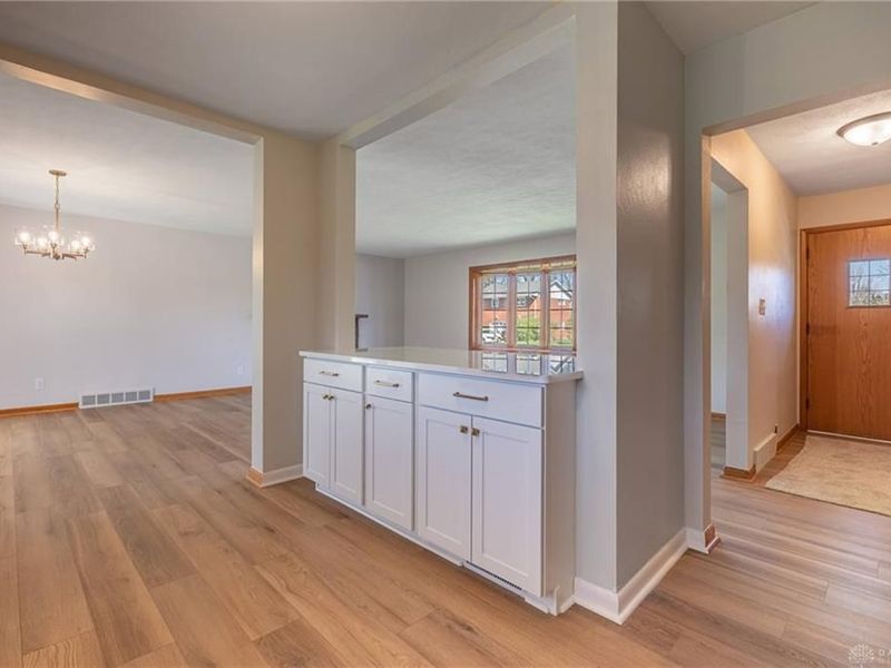 804 Lovetta Drive, Kettering, OH 45429 Photo 10