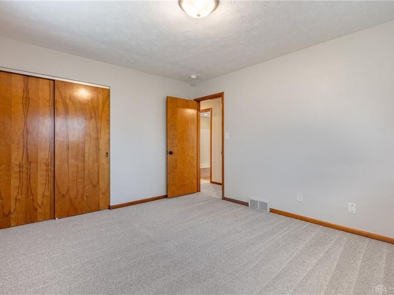 804 Lovetta Drive, Kettering, OH 45429 Photo 17