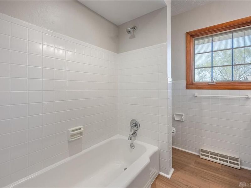 804 Lovetta Drive, Kettering, OH 45429 Photo 18