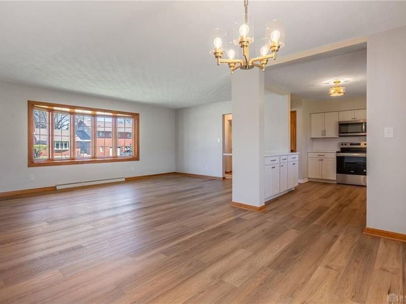 804 Lovetta Drive, Kettering, OH 45429 Photo 6