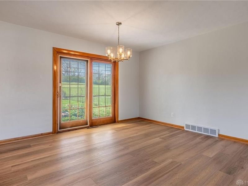 804 Lovetta Drive, Kettering, OH 45429 Photo 7