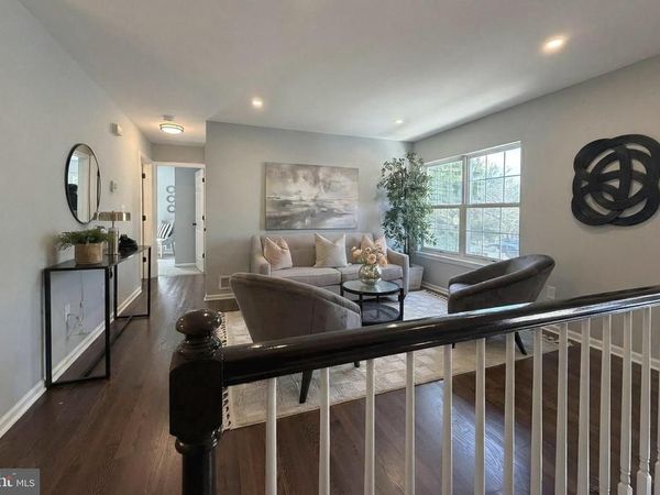 205 CASTLETON COURT, PENNINGTON, NJ 08534