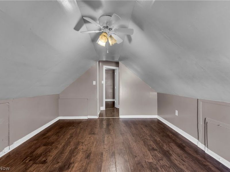 5628 Pacific Avenue, Cleveland, OH 44102 Photo 19