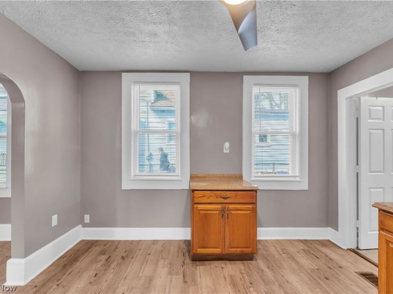 5628 Pacific Avenue, Cleveland, OH 44102 Photo 5