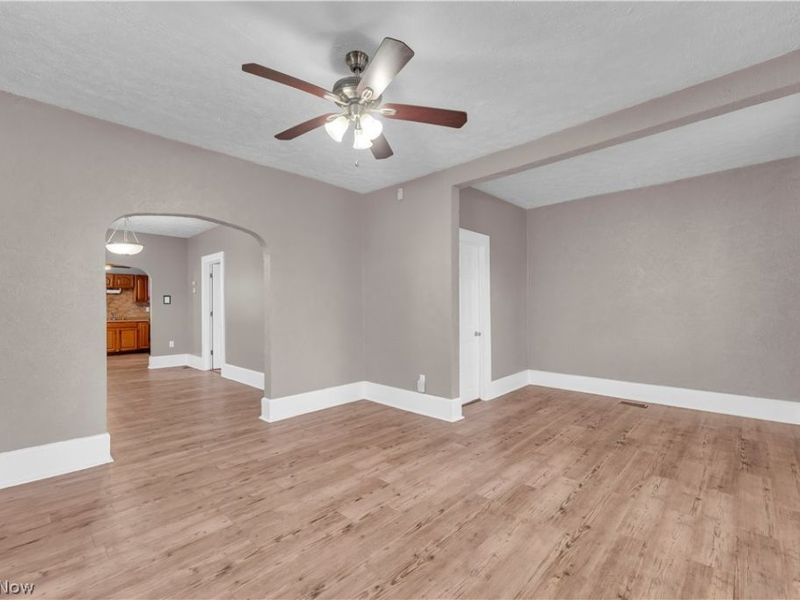 5628 Pacific Avenue, Cleveland, OH 44102 Photo 6