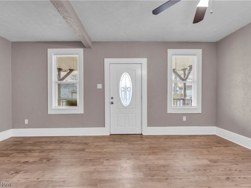 5628 Pacific Avenue, Cleveland, OH 44102 Photo 8