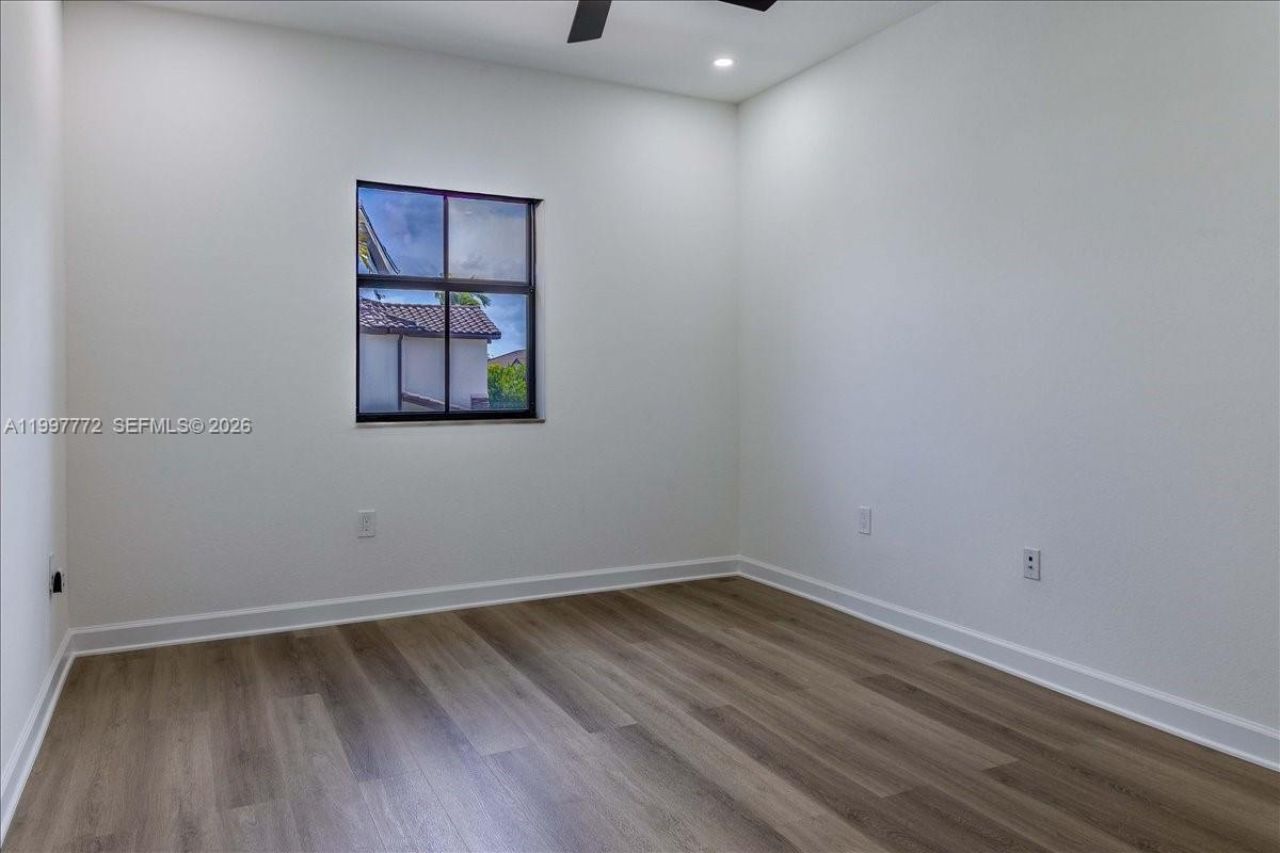 3335 W 94th Ter, Hialeah, FL 33018 Photo