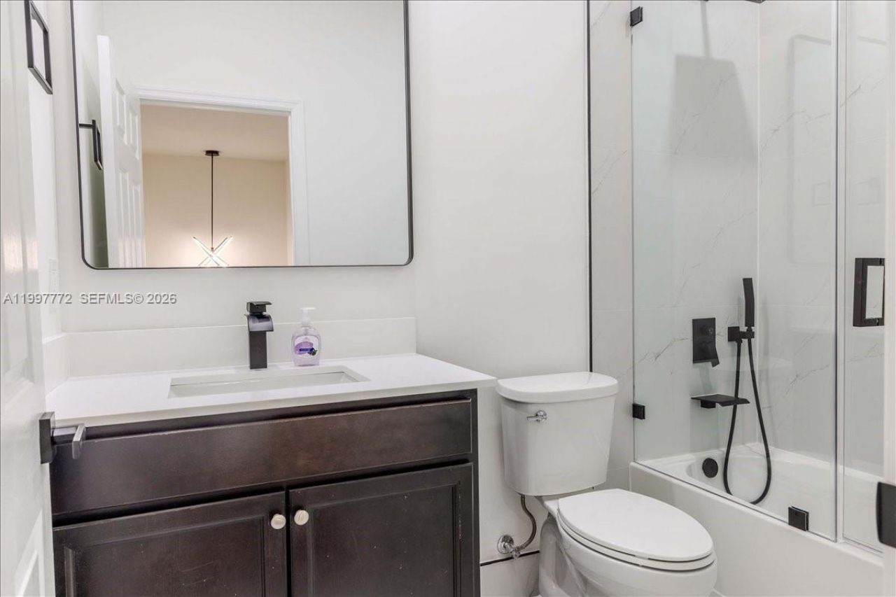 3335 W 94th Ter, Hialeah, FL 33018 Photo