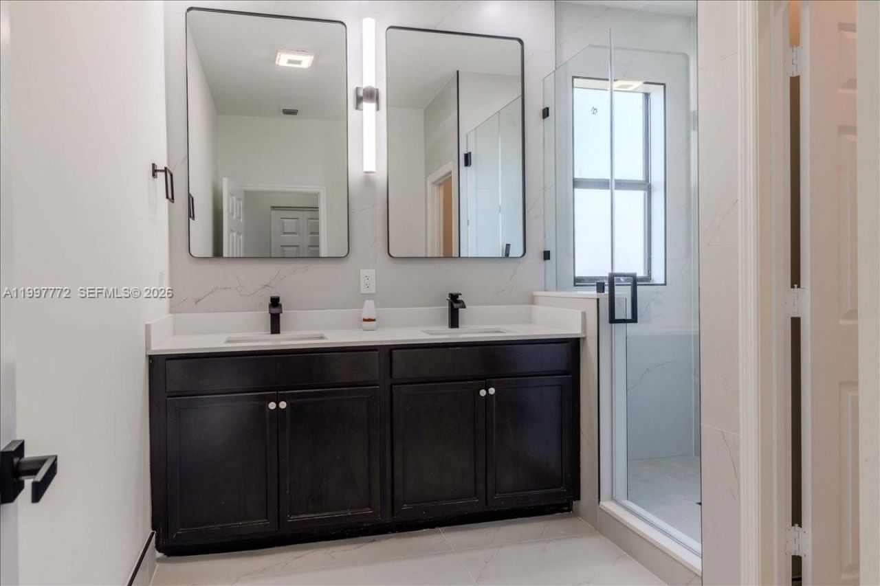 3335 W 94th Ter, Hialeah, FL 33018 Photo