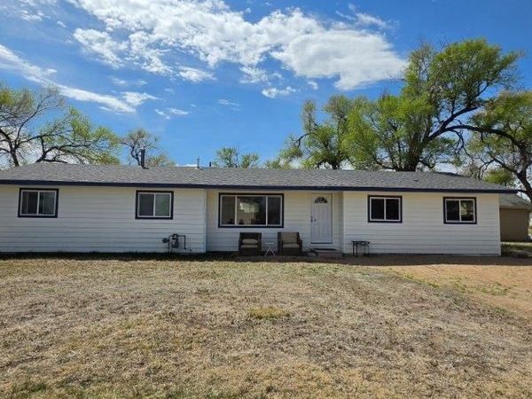 39 E Third St, Las Animas, CO 81054