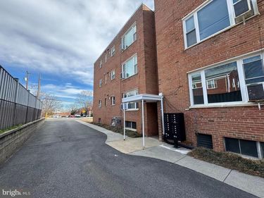 500 S COURTHOUSE ROAD , Unit 4, ARLINGTON, VA 22204