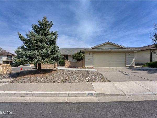560 Peter Circle, Reno, NV 89503