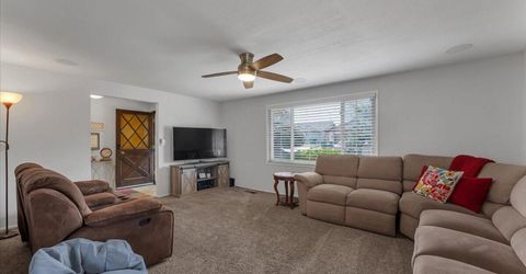 560 Peter Circle, Reno, NV 89503 Photo