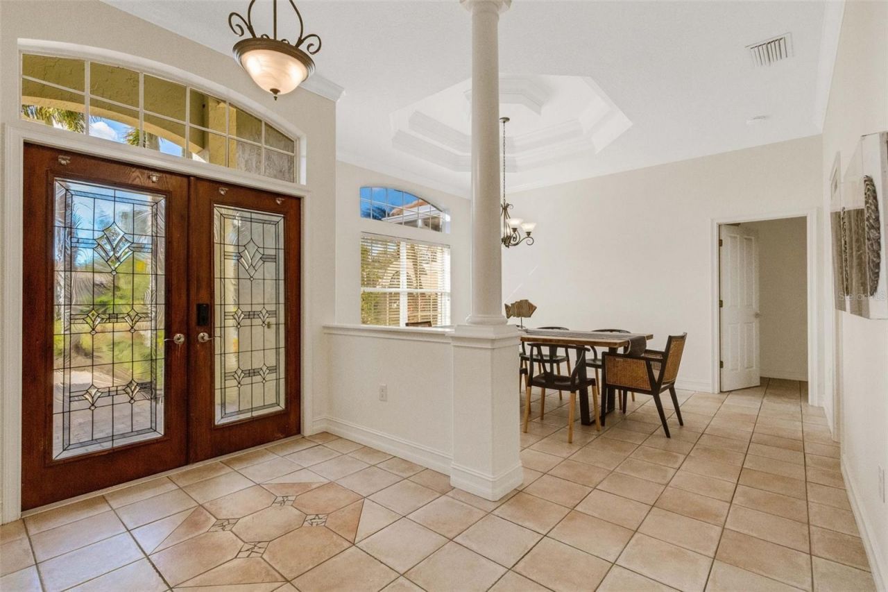 4801 Edgemont Court, Sarasota, FL 34233 Photo