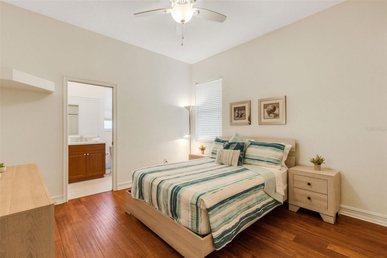 4801 Edgemont Court, Sarasota, FL 34233 Photo