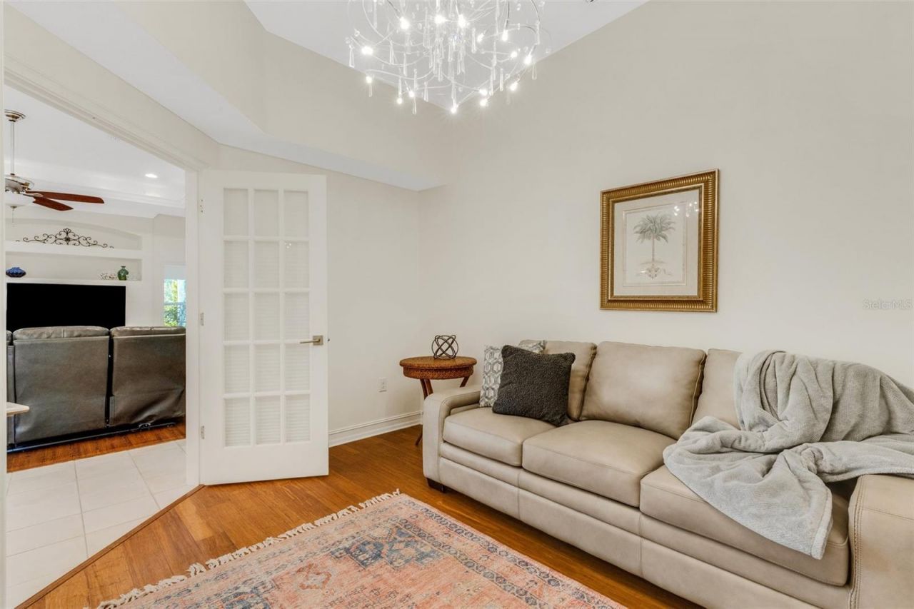 4801 Edgemont Court, Sarasota, FL 34233 Photo