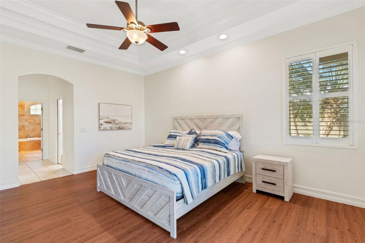 4801 Edgemont Court, Sarasota, FL 34233 Photo