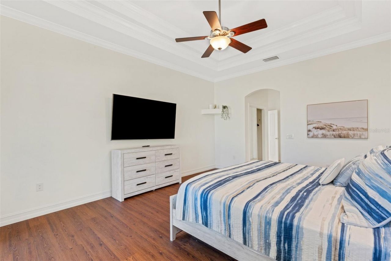 4801 Edgemont Court, Sarasota, FL 34233 Photo