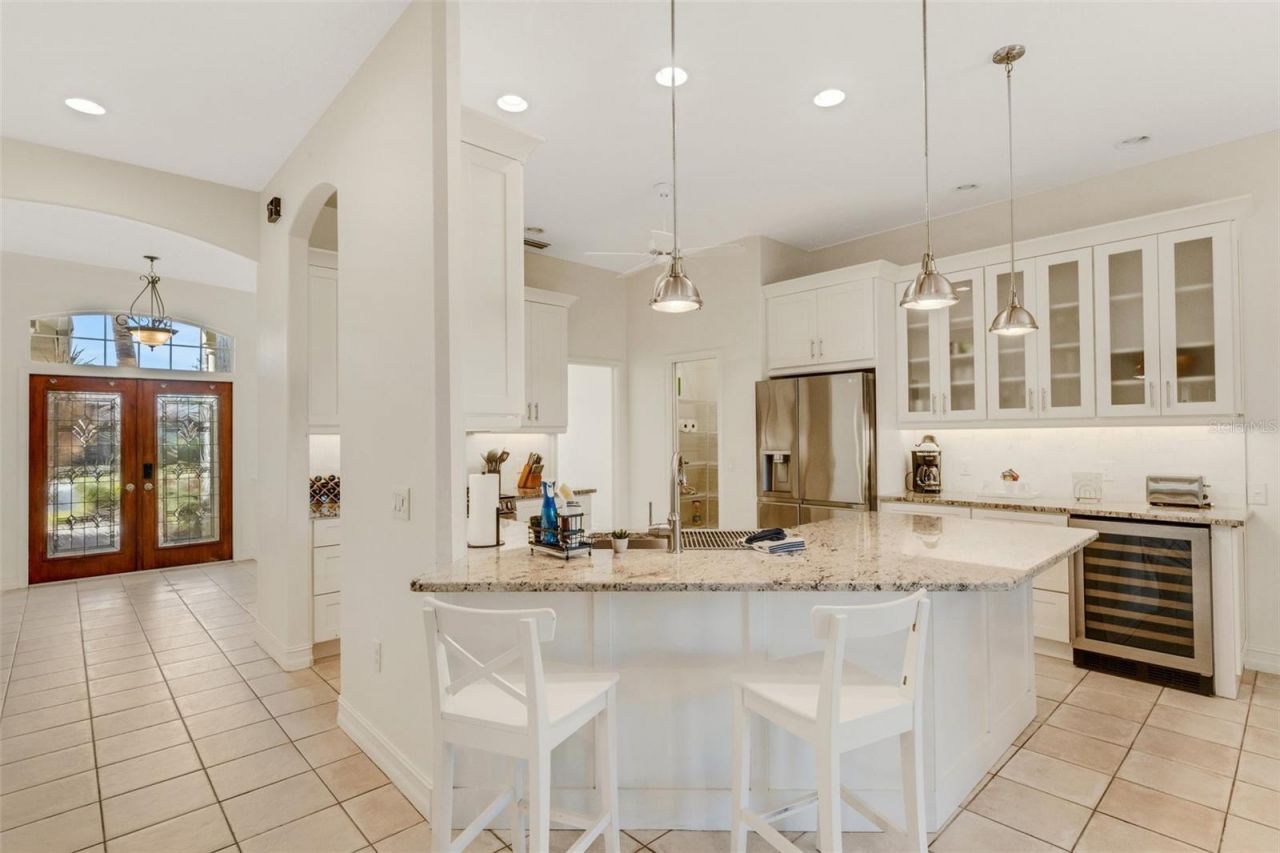 4801 Edgemont Court, Sarasota, FL 34233 Photo