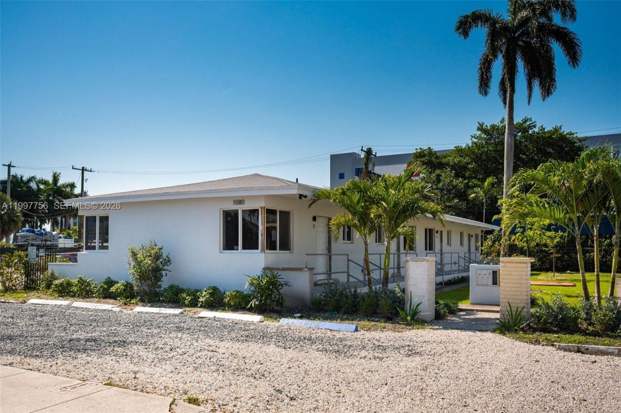 1080 NE 80th St, Unit 2, Miami, FL 33138 Photo