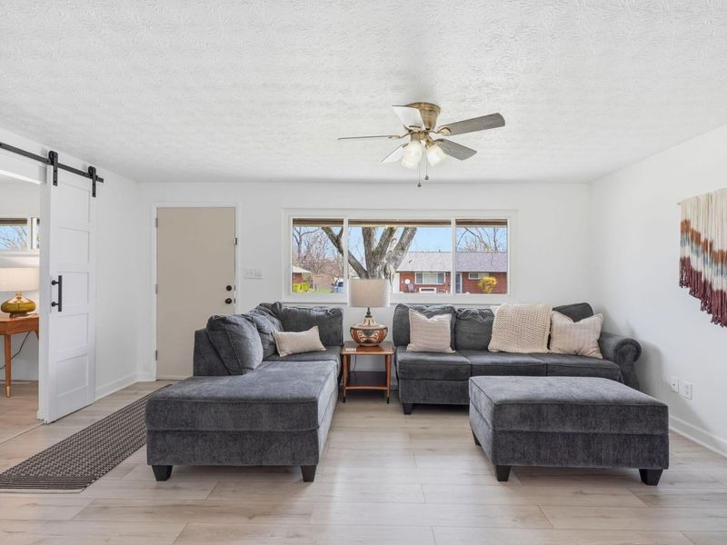 1449 Golding Drive , Reynoldsburg, OH 43068 Photo 5