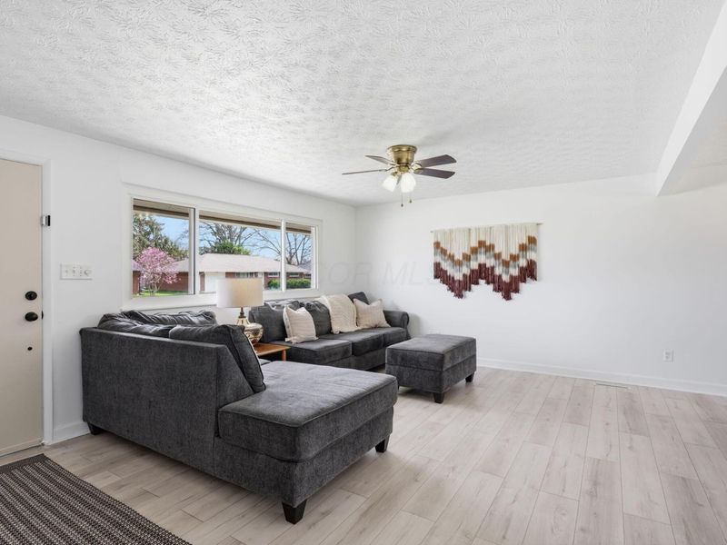 1449 Golding Drive , Reynoldsburg, OH 43068 Photo 6