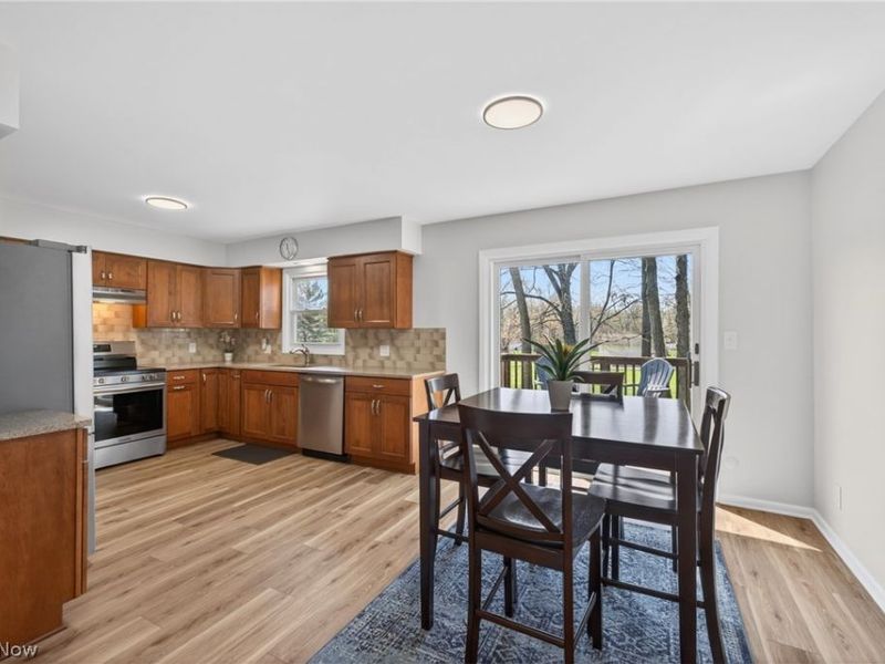 2058 Scenic Way , Akron, OH 44312 Photo 16