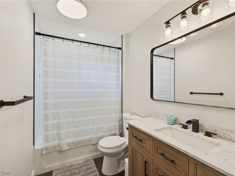 2058 Scenic Way , Akron, OH 44312 Photo 21