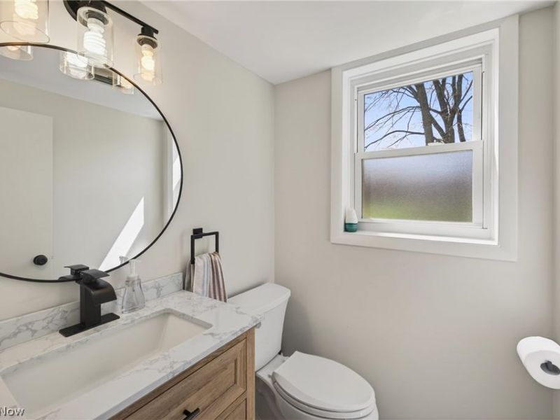 2058 Scenic Way , Akron, OH 44312 Photo 35