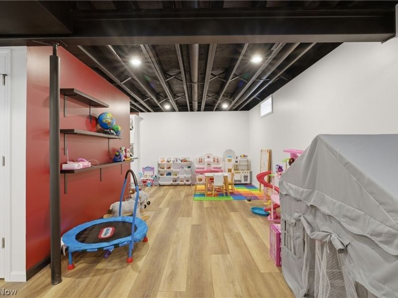 598 Chancellor Circle , Avon Lake, OH 44012 Photo 34